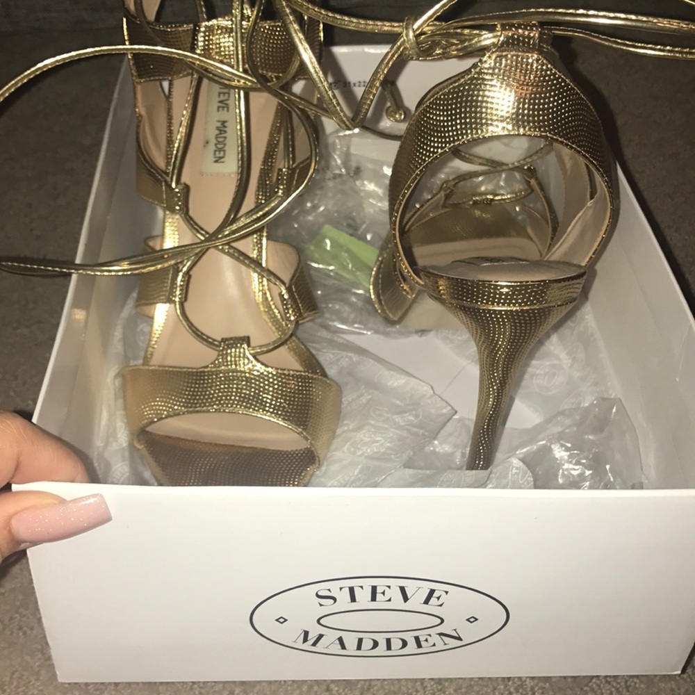 Gold Steve Madden heels
